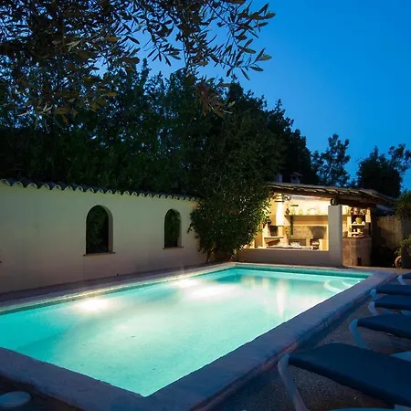 Can Suavet Dos - A Great 3 Bedroom With Ac And Private Pool 15 Mins Walk To Supermarket * Pollenca